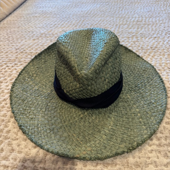 Accessories - Green straw hat size medium with black ribbon